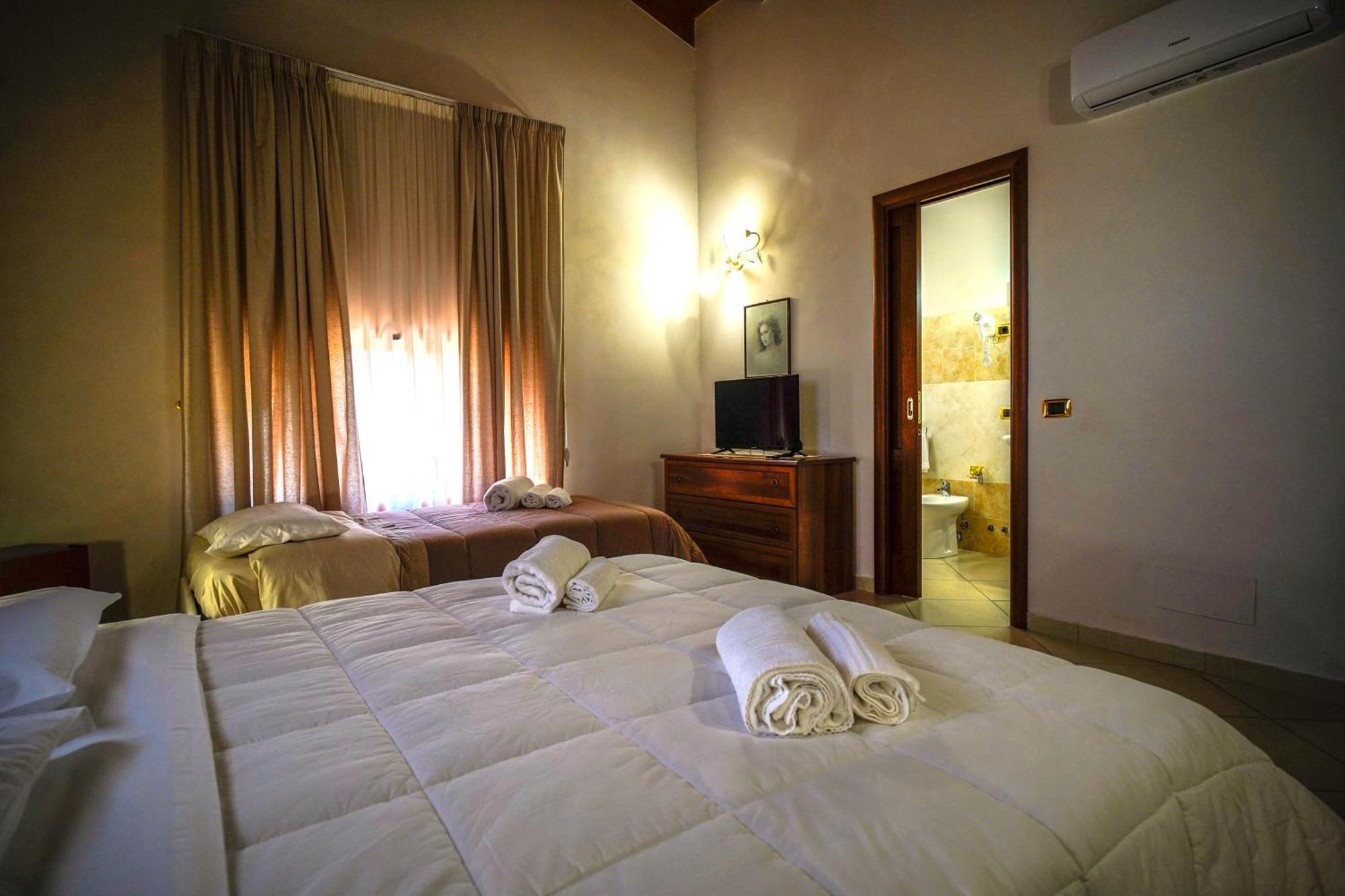 Tenuta Un Posto Al Sole Luxury B&B Rossano Stazione Exterior foto