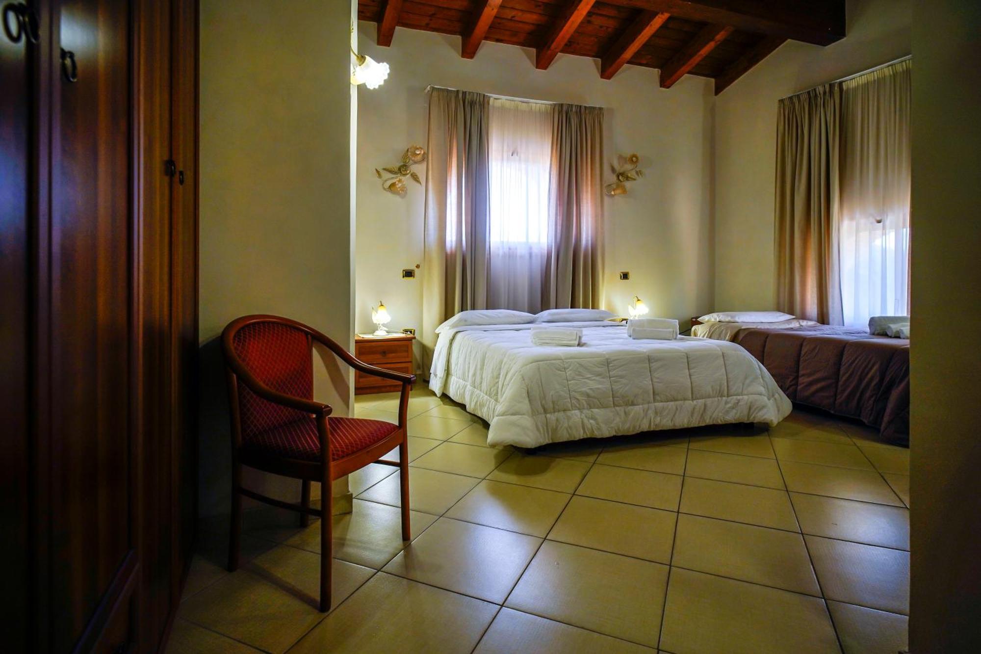 Tenuta Un Posto Al Sole Luxury B&B Rossano Stazione Exterior foto
