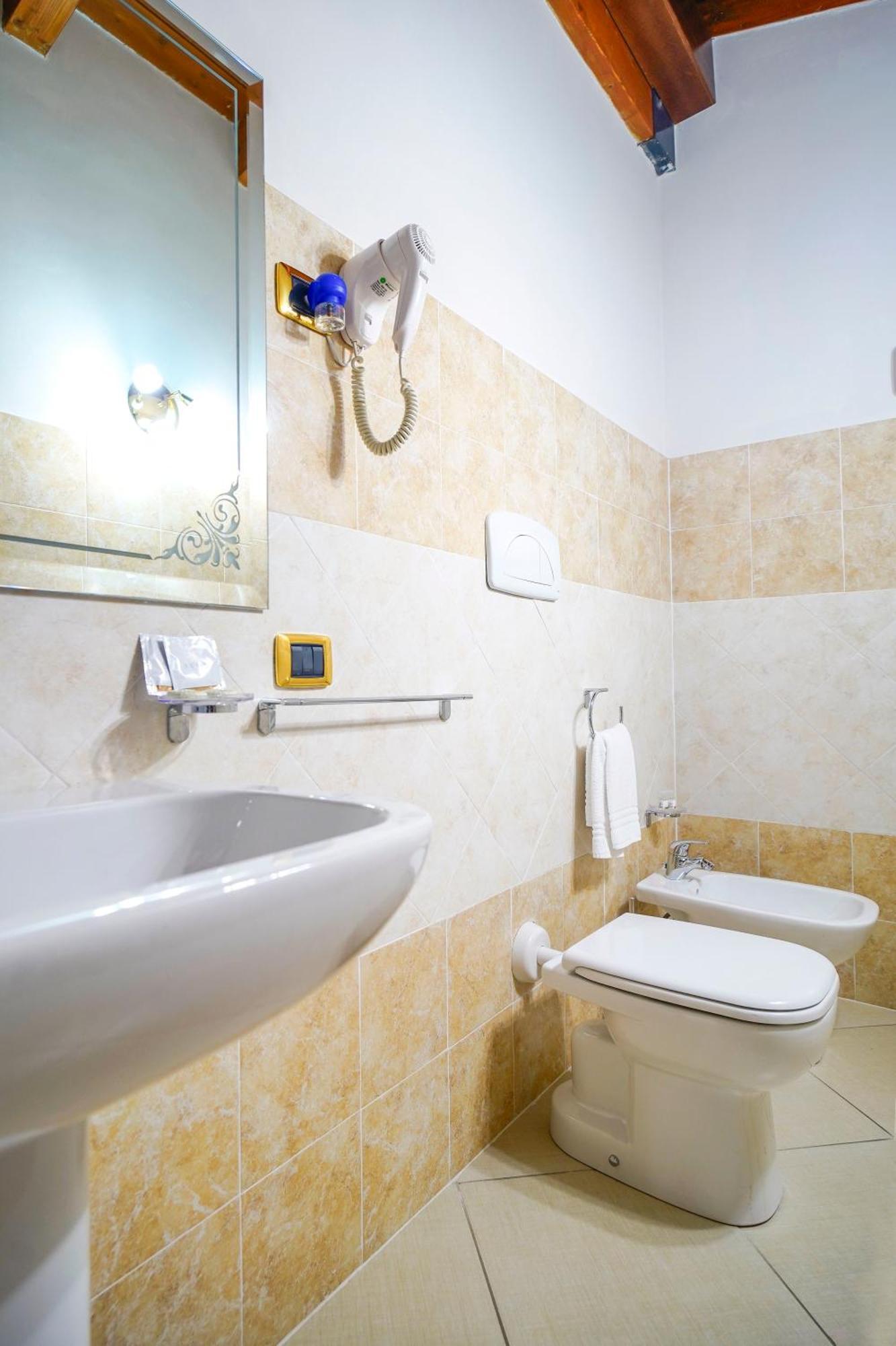 Tenuta Un Posto Al Sole Luxury B&B Rossano Stazione Exterior foto